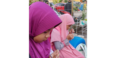 Sunnah Memotong Kuku, Dokter Kecil